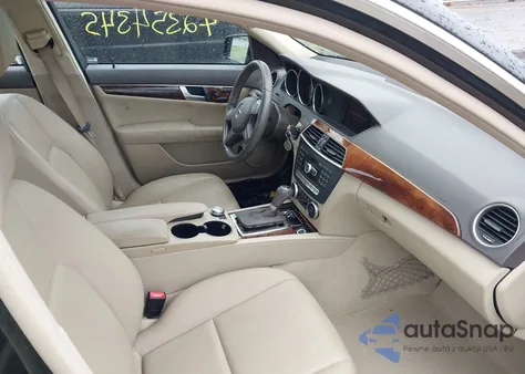 2012 Mercedes-Benz C 250 Luxury/Sport from USA, damaged, VIN WDDGF4HB6CR212742